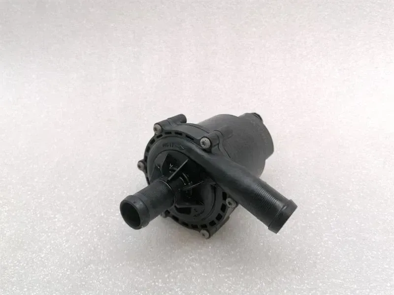 Tesla Model S 90D Additional Cooling Pump 1067473-00-F Coolant Pump Pump