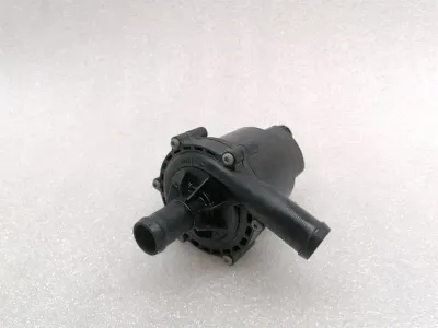 Tesla Model S 90D Additional Cooling Pump 1067473-00-F Coolant Pump Pump