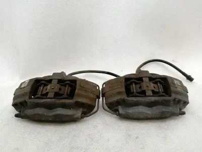 Tesla Model S 90D rear brake caliper set 1042641-00-C brake caliper rear set