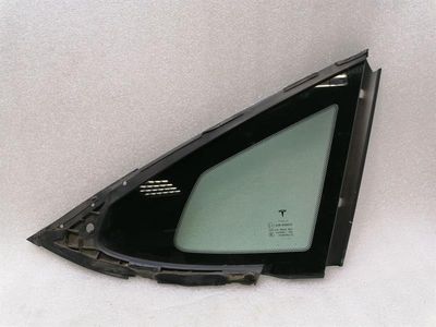 Tesla Model S 90D Right Rear Quarter Glass 1051821-99-A Door Window 1⁄4 Rear Re