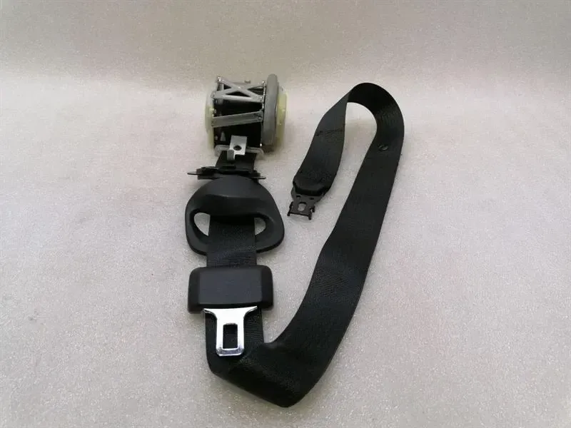 Tesla Model S 90D Right Front Seatbelt 1028386-03-B Seat Belt Strap Front