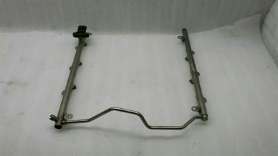 Mercedes E Class E63 AMG M156 CL63 injection strip pipe A1560701695 fuel rail