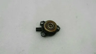 MERCEDES GLK X204 Electromagnet A2720510177 Camshaft Adjuster Magnet M272