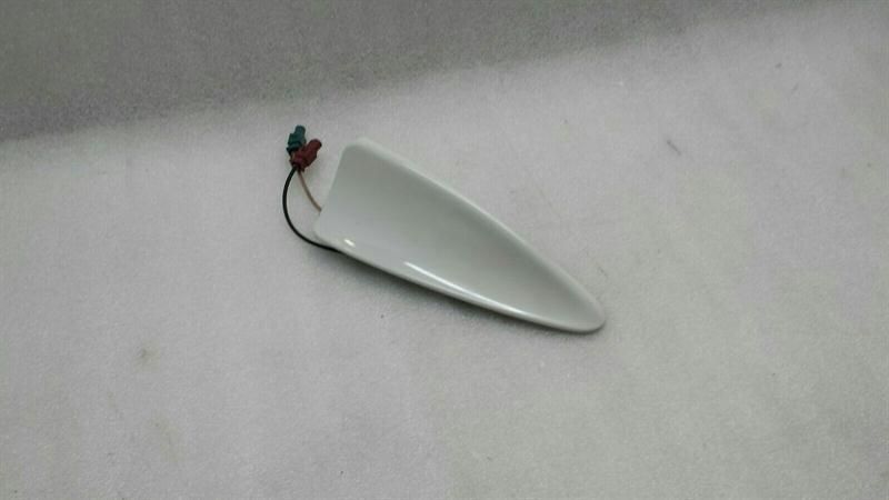 BMW 5 Series E60 Roof Antenna 6953211 Roof Antenna GPS