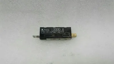 AUDI A4 8K AMPLIFIER ANTENNA 8K9035225A ANTENNA AMPLIFIER