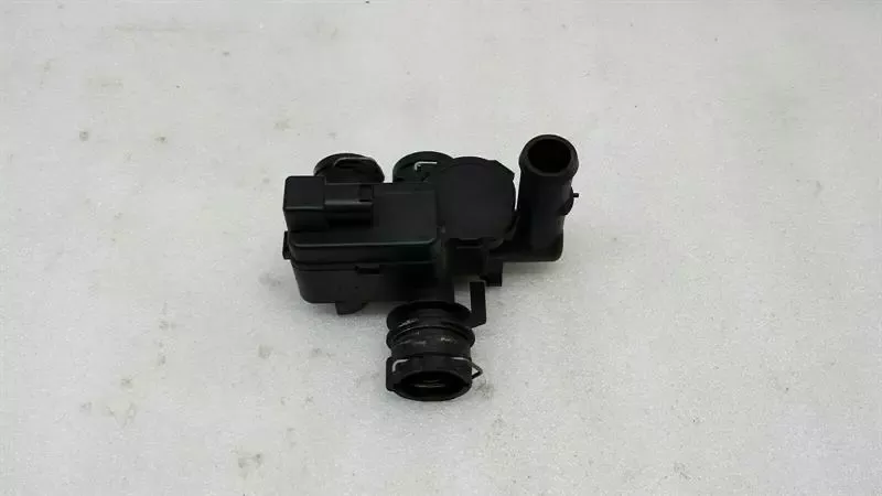 Mercedes CLS W219 W211 Heater Valve A2118320584 Heater Valve