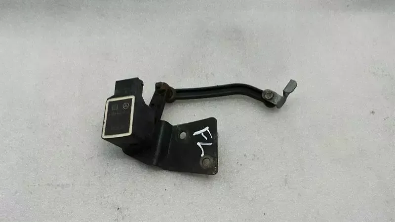 Mercedes GL X164 Level Sensor Front Left A0105427717 Front Xenon Level Sensor