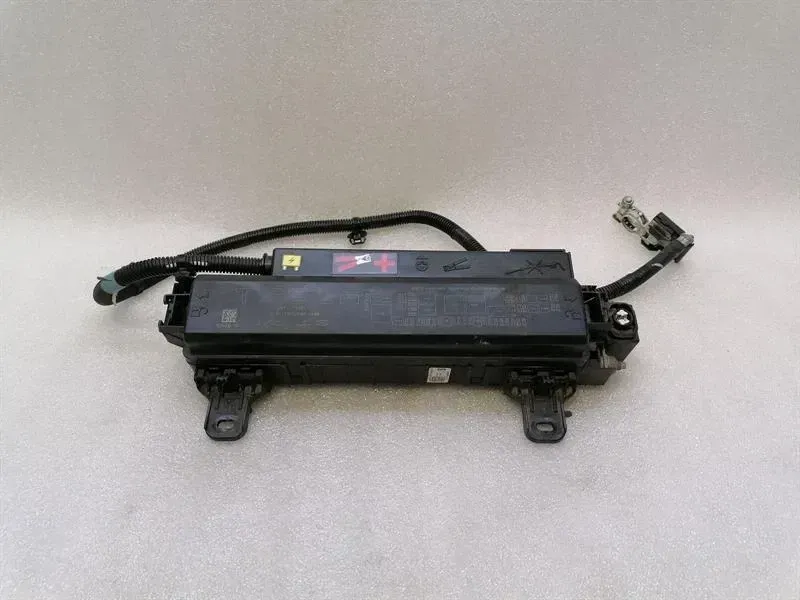 Tesla Model S 90D Fuse Box 1034405-00-E Fuse Box