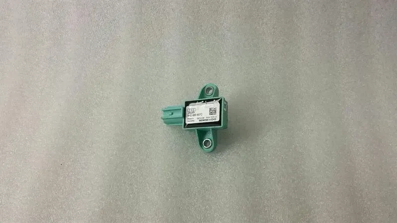 Audi Q5 8R crash sensor 8K0955557C impact sensor
