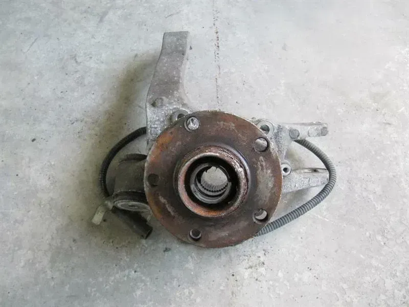 Audi S8 D2 4D rear right hub 4D0505432A rear right wheel bearing housing