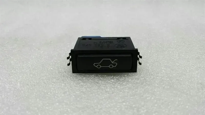BMW Z4 E85 E86 boot opener switch 8365579 tailgate switch