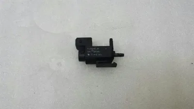 BMW 3 Series F30 Vacuum Valve 7810831 Vacuum Valve