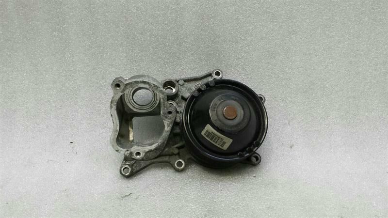 BMW 3 Series F30 Water Pump 11518516204 Water Pump Pump 320d
