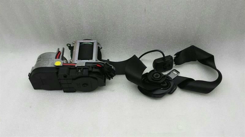 Mercedes S-Class W221 Seat Belt Strap Front Re A2218603485 Front Seatbelt