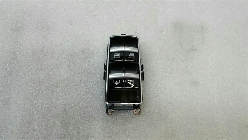 MERCEDES S-class W221 Schalter A2218709410 rear window rollo switch