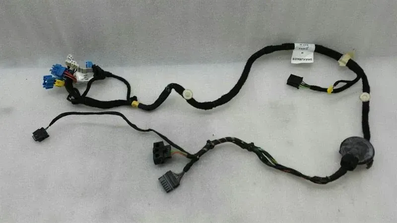 Mercedes S-Class W221 Door Wiring Harness Front Right A2214404513 Front Door Wiring