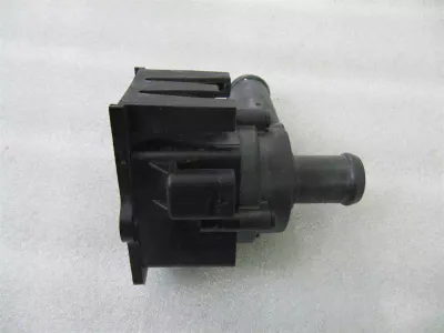 Audi A4 8K additional cooling pump 8K0819147 coolant pump pump