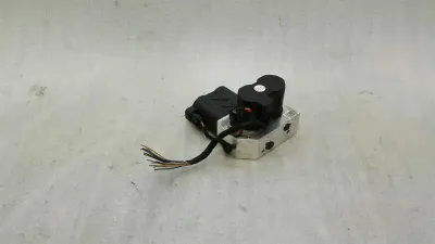 Mercedes R230 W216 Air Valve A2213201058 Valve Block Spares or Repair