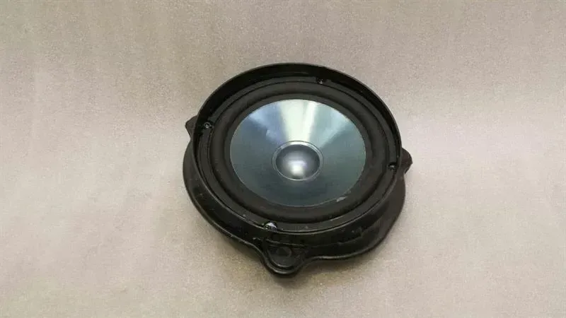 Mercedes CLS W219 door speaker A2198200202 door speaker Logic7 L7 HK