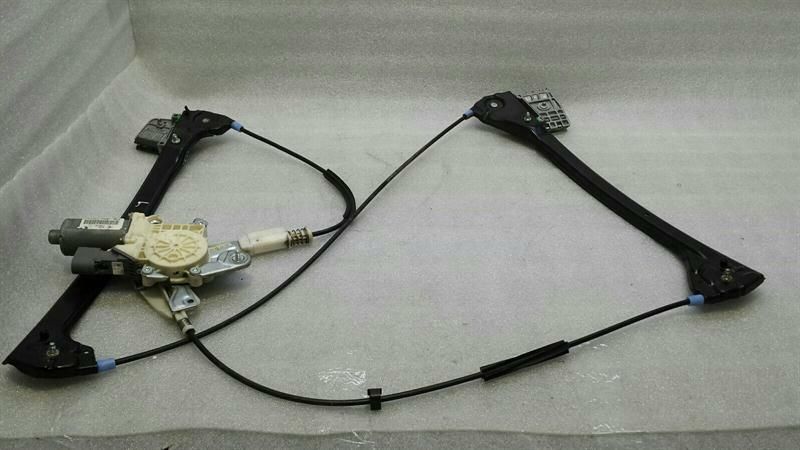 BMW E46 M3 Left Front Door Winder 8229105 Window Regulator Front Left Convertible