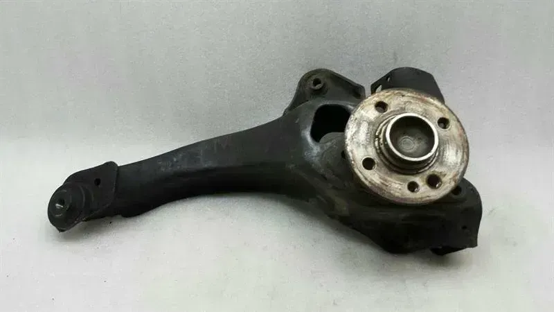 Mini Cooper S R56 Right Rear Hub 6769026 Wheel Bearing Housing Rear Right