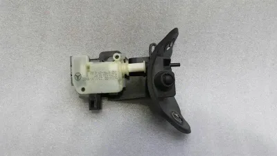 Mercedes CLS W219 Fuel Cap Actuator A2518200197 Fuel Flap Actuator