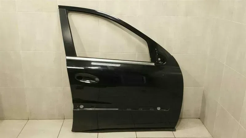 Mercedes ML W164 right front door A1647201005 door front right FRH
