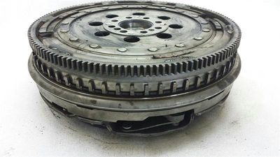 Mercedes w212 2.0L manual 6 diesel flywheel A0232505601 flywheel + clutch