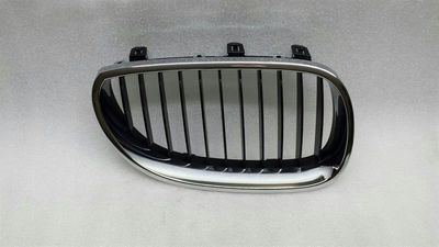BMW 5 series E60 E61 Front grille right 51137027062 KÜHLERGITTER rechts