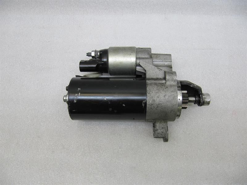 Audi Q5 8R Starter Engine 03L911021C Starter
