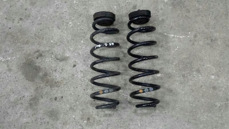 Audi Q5 R8 Coil spring rear 8R0511115AM suspension spring rear axle L + R