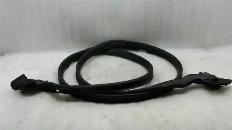 Mercedes SL R230 tailgate seal A2307500598 sealing frame for trunk lid