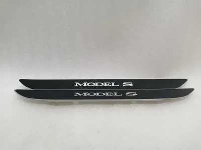 Tesla Model S 70 Door Sill Set 1030392-00-D Door Sill Set
