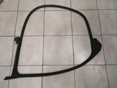 Tesla Model S 70 Front Left Door Seal 6009583-00-N Door Seals Front Left