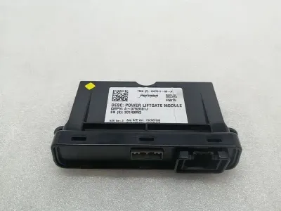 Tesla Model S 70 Tailgate Boat Lid Module 1007511-00-A Control Unit Tailgate