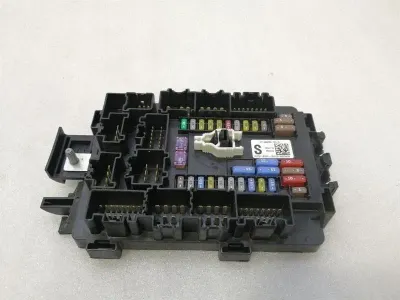 Tesla Model S 70 Fuse Box 1034409-00-A Fuse Box