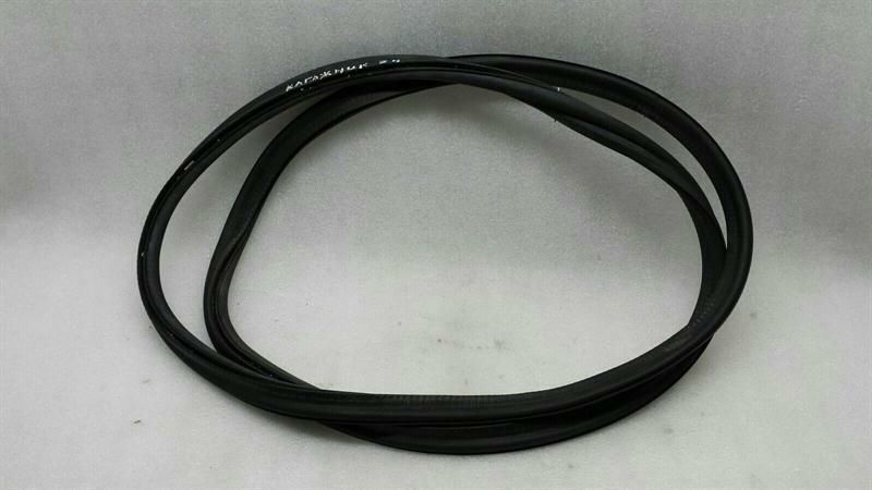 BMW Z4 E85 boot lid seal 7016194 tailgate seals