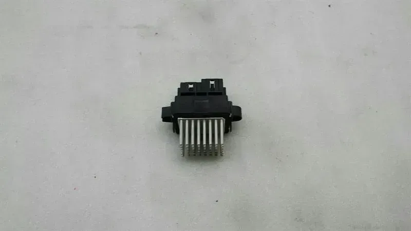 Jeep Cherokee Heater Resistor 68079480AA Blower Regulator Regulator SRT8 2013