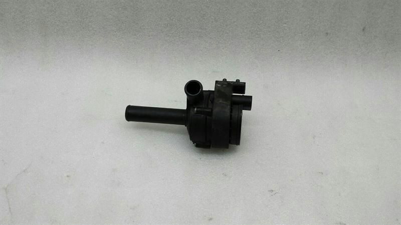 Mercedes CL W216 additional cooling pump A2218300014 coolant pump pump