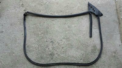 Audi S5 8T left door seal 8T0837911 door seals left