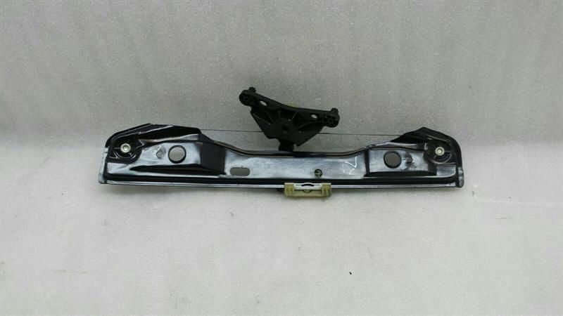 Mercedes W176 window regulator rear left A1767300179 rear left window regulator
