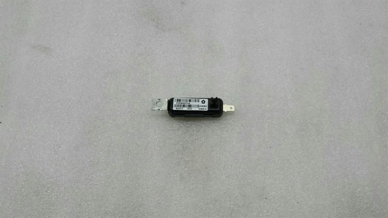 2012 Chrysler 300C Aerial / Antenna P05064937AA Antenna SRT8