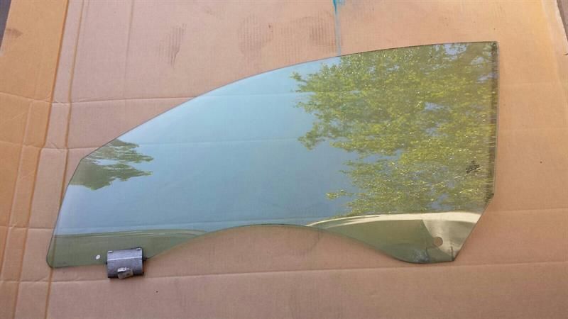 BMW 6 Series E63 E64 Left Front Door Glass 51337009709 Door Window Front Left