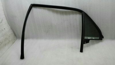 Chrysler 300C left rear 1/4 glass 68039969AF door window 1/4 rear left