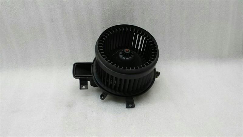 2012 Chrysler 300C Heater Blower 68037308AA Engine Heater Blower SRT8