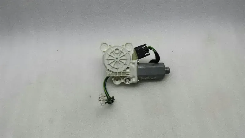Mercedes W211 E500 Power Window Motor Front Right A2118203042 Door Window Motor