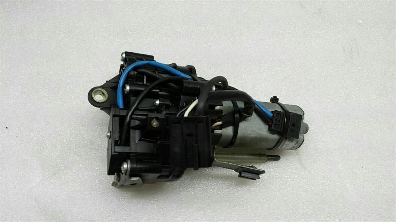 BMW 6 Series E63 Steering Column Motor 67646956696 Electrical Steering Column Adjustment
