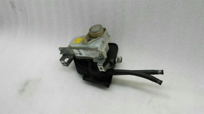 Maserati Granturismo S brake fluid reservoir brake master cylinder reservoir