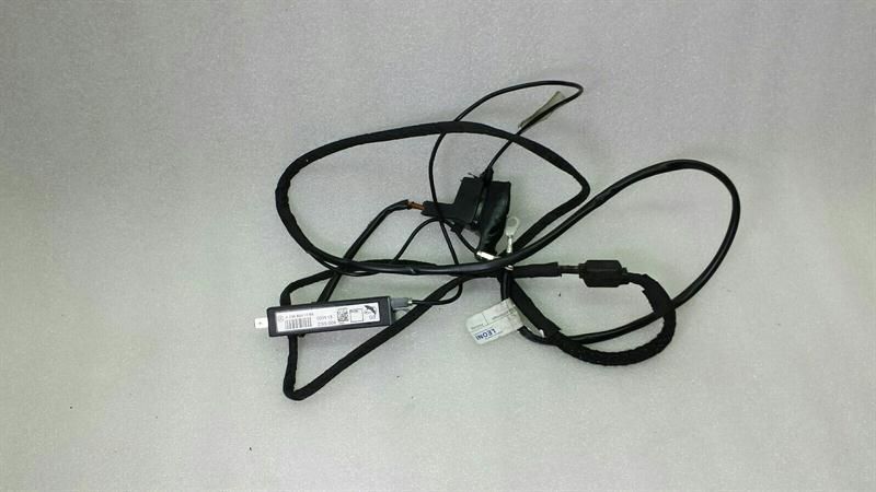 Mercedes SL R230 Amplifier Antenna A2308201789 Antenna Amplifier