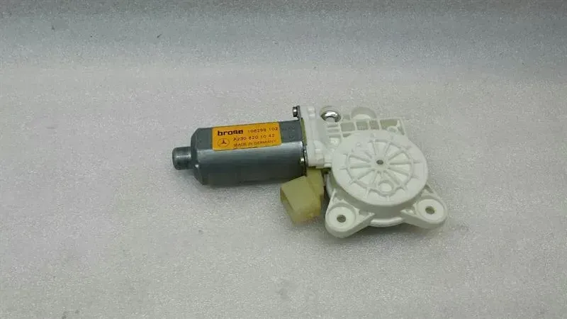 Mercedes SL R230 right door window motor A2308201042 window regulator motor right